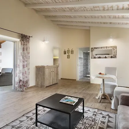 Hotell Tenuta Pilastru Country & Arzachena