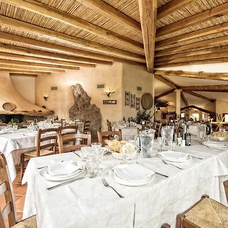 Hotel Tenuta Pilastru Country &