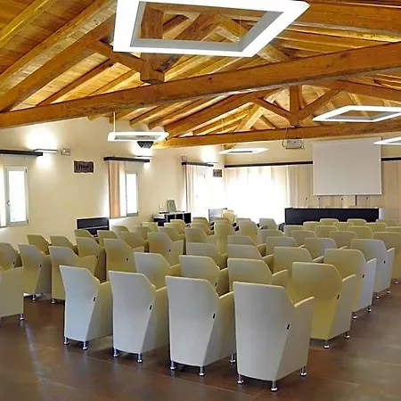 Tenuta Pilastru Country & Hotel