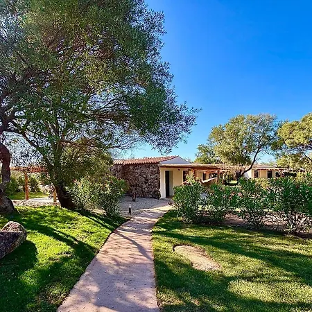 Tenuta Pilastru Country & 4*