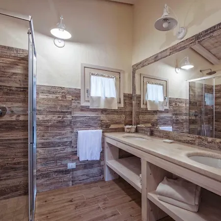 Tenuta Pilastru Hotel 4*