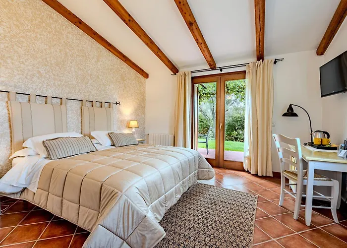 Hotel Tenuta Pilastru Country & 4*